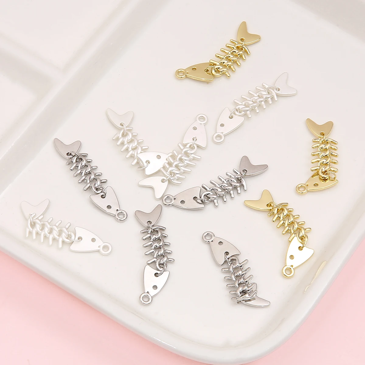 1Pcs 48x12mm Alloy Fishbone Pendants Charms for DIY Jewelry Making Keychain Necklace Bracelet Accessories