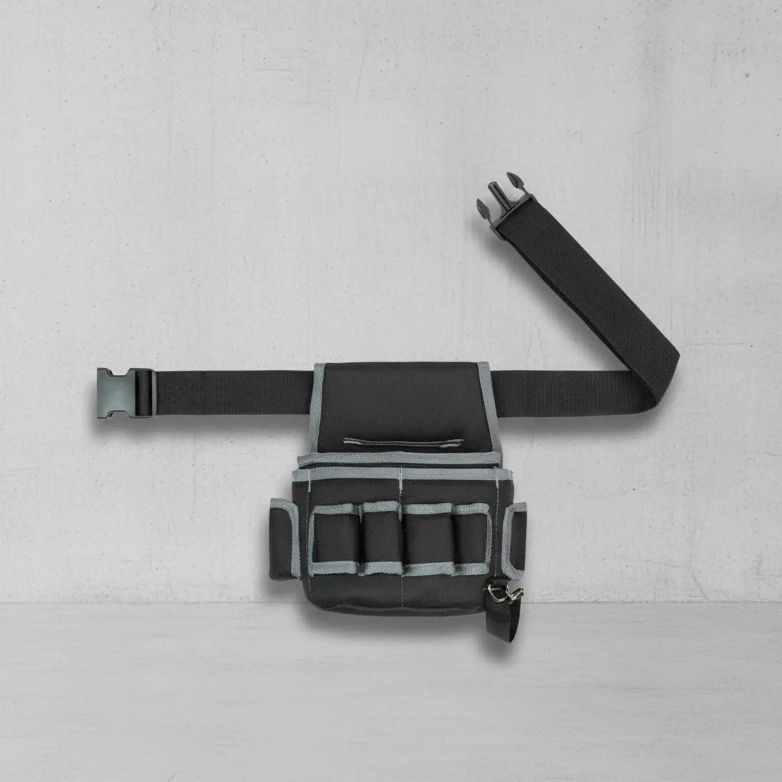 Multi-Pocket Waist …