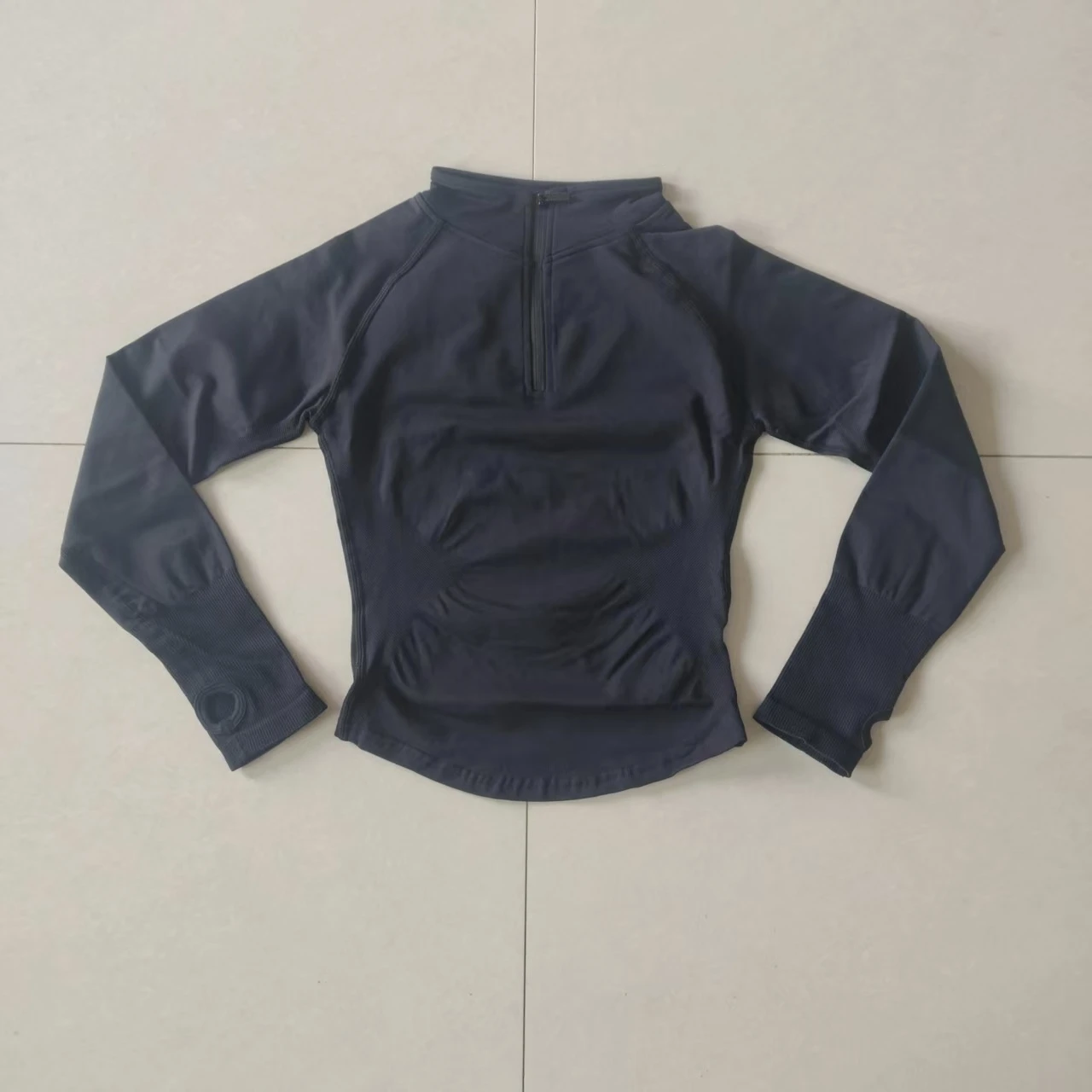 Dneyf D-Y-F dames workout top met halve rits, slanke, lange mouwen, compressie top voor yoga & gym training met aangepast label