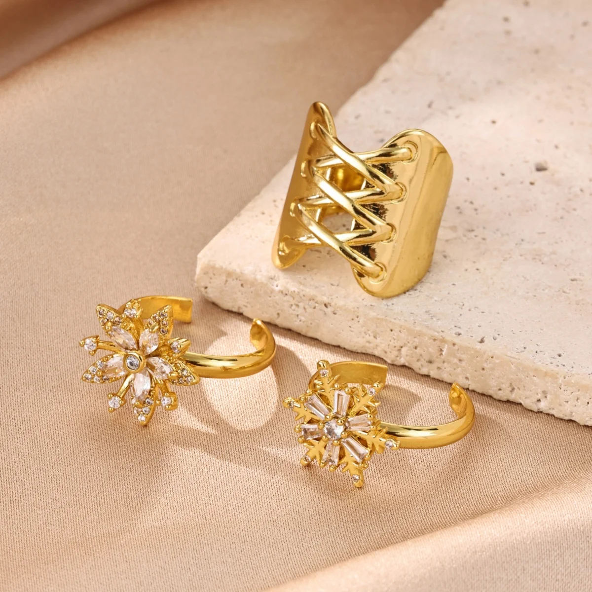 Trendy Stainless Steel Open Rings For Women Gold Color Snowflake Flower Zircon Adjustable Finger Fashion Jewelry Gift