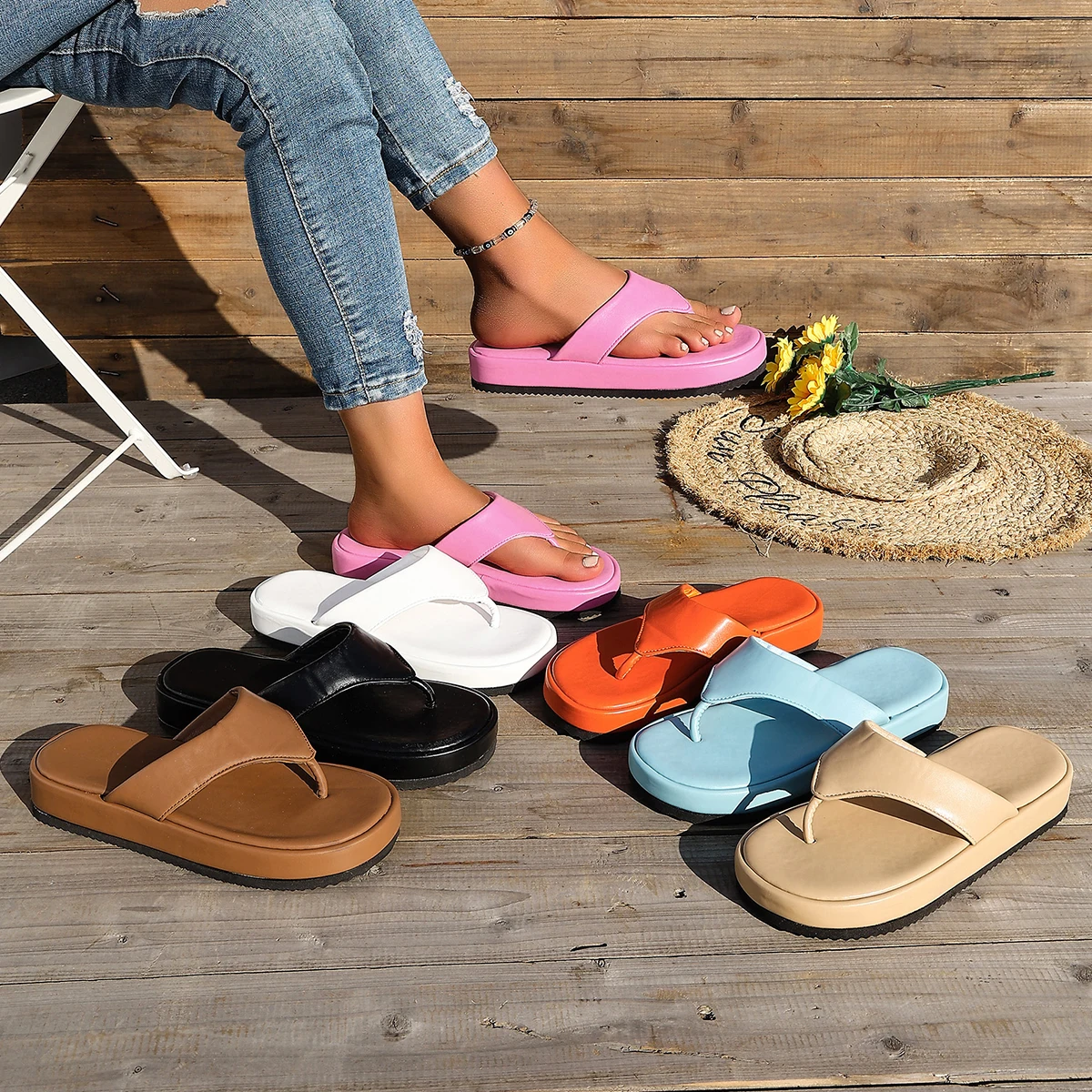 

Women Slippers Platform Casual Daily Shoes Thick Heel Thong Slippers Women Summer Large Size Outdoor Wear Shoes Slides Women