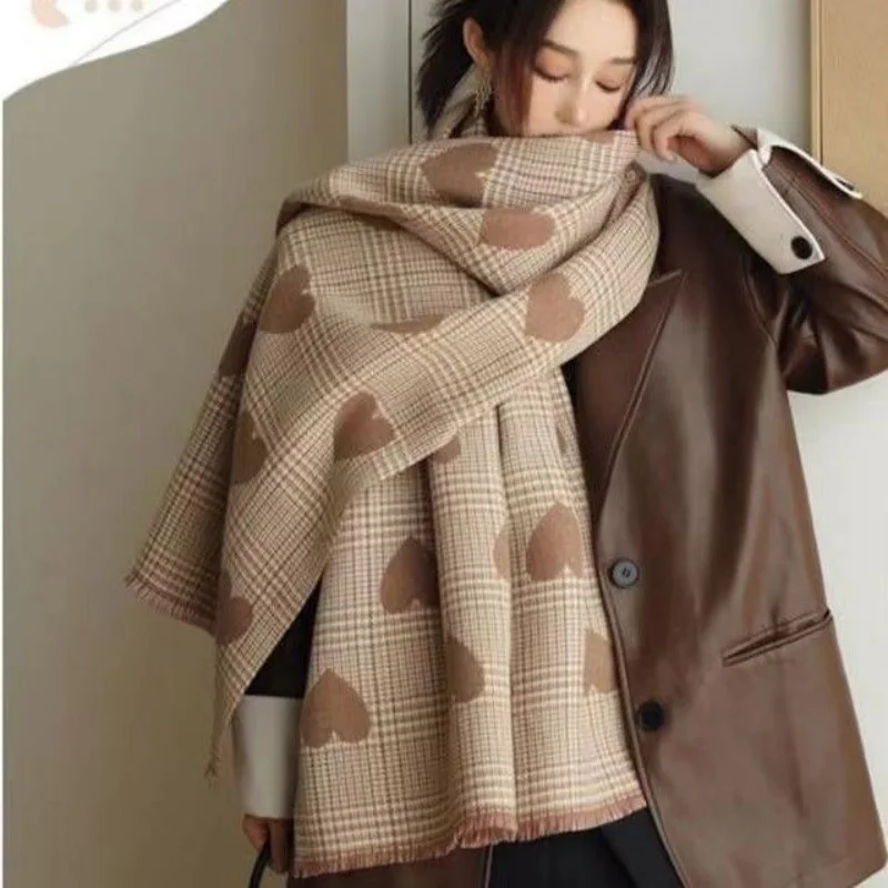 

Luxury Scarf Women's Autumn and Winter New Double-sided Cashmere Plaid Love Shawl Versatile Warm Thickened Scarf
