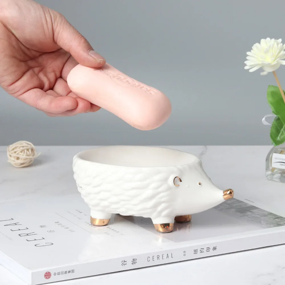 Ceramic Hedgehog Soap Holder Fashion Soap Box Soap Drain Container Dispenser for Hotel Home Toilet Shower Bathroom Accessories