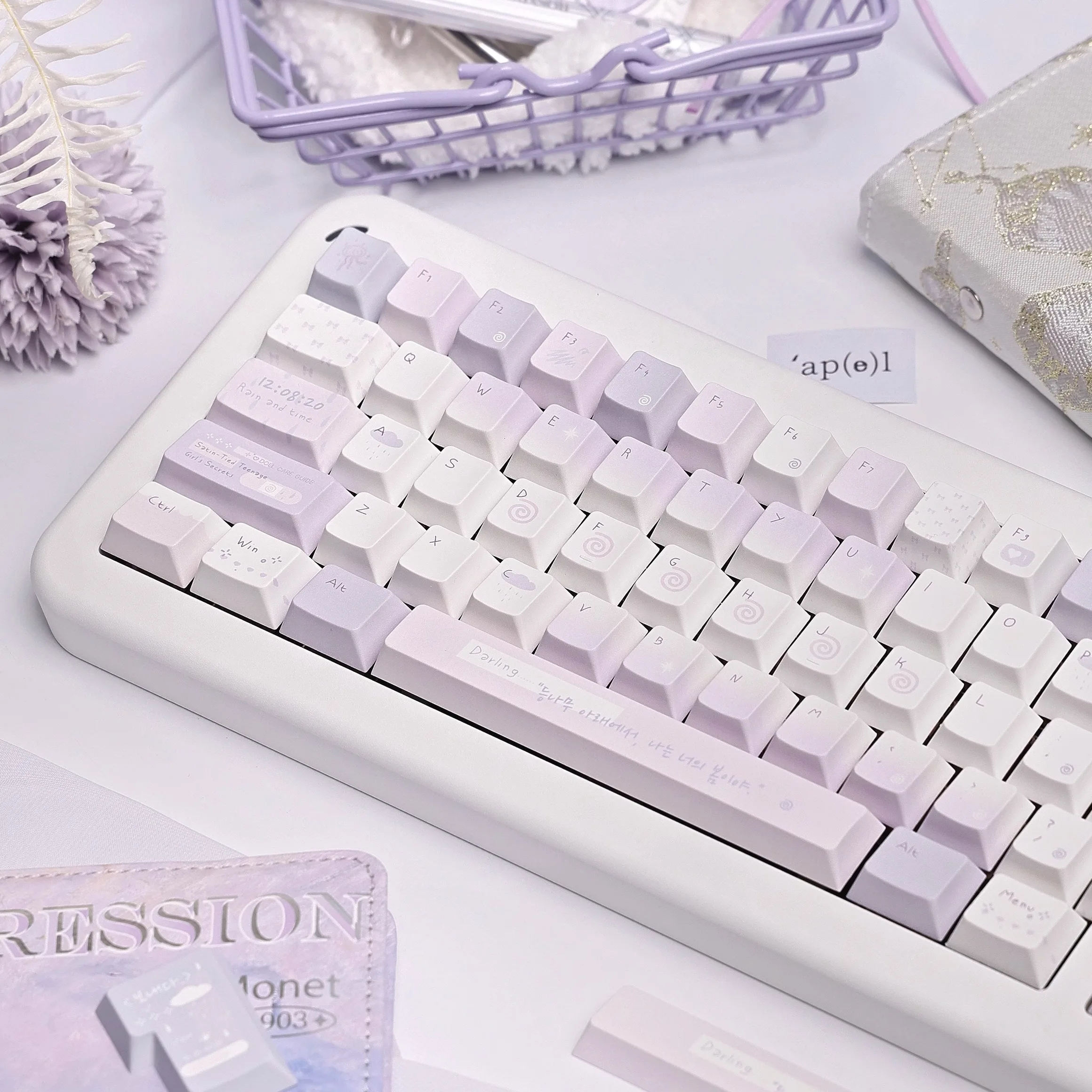 

Obsession Theme Keycap Set Cherry Profile Light White Purple Gentle Cute Keycaps PBT Sublimation Custom Mechanical Keyboard Caps