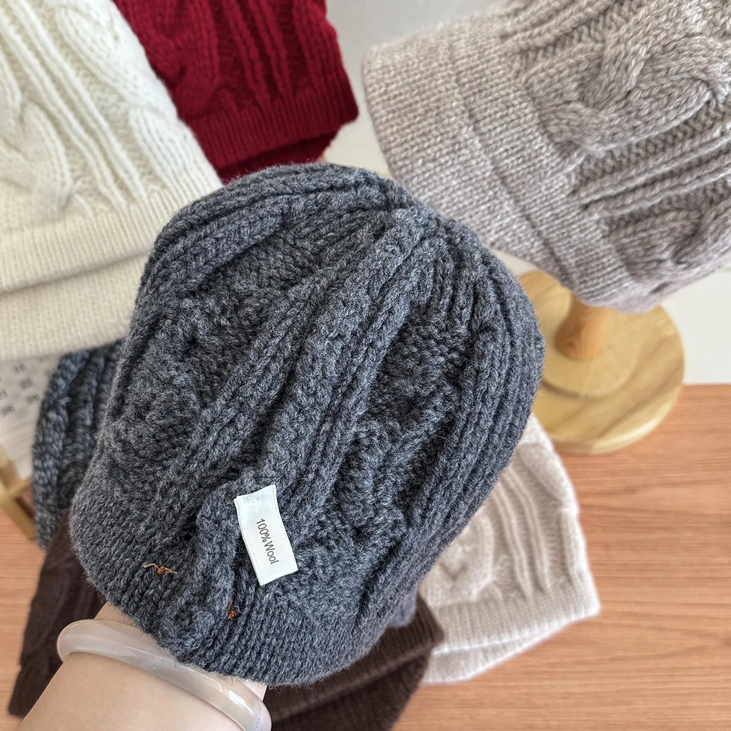 Women Vintage Cable Knit 100% Wool Baseball Cap Autumn Winter Fashion Newsboy Hat Multi Color Literary Casual Trendy Beanie Cap