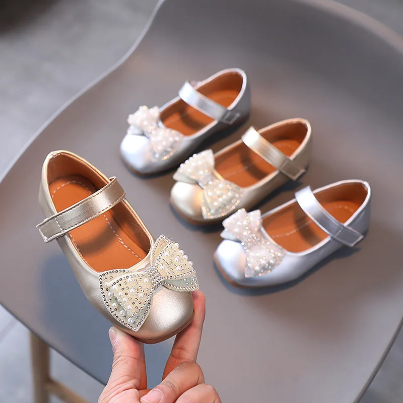 

Girl Performance Shoes Bling Kid Mary Janes Sliver Gold Causal Versatile Wedding Children Princess Rhinestone Bowknot Kids Shoes