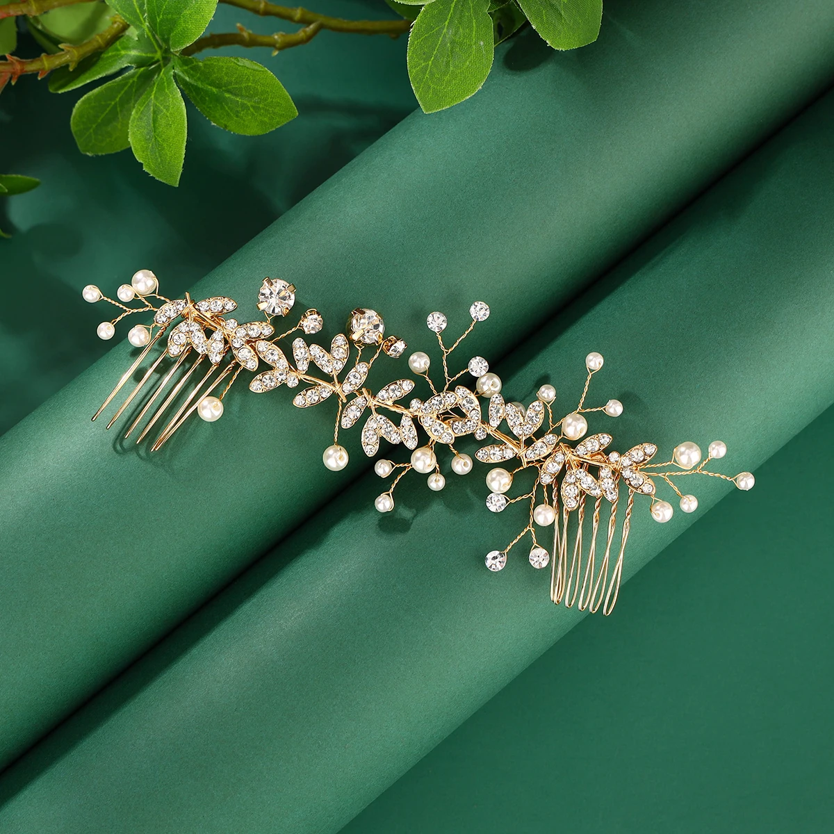 Handmade Wedding  Crytal Hair Comb  with Pearl for bridal