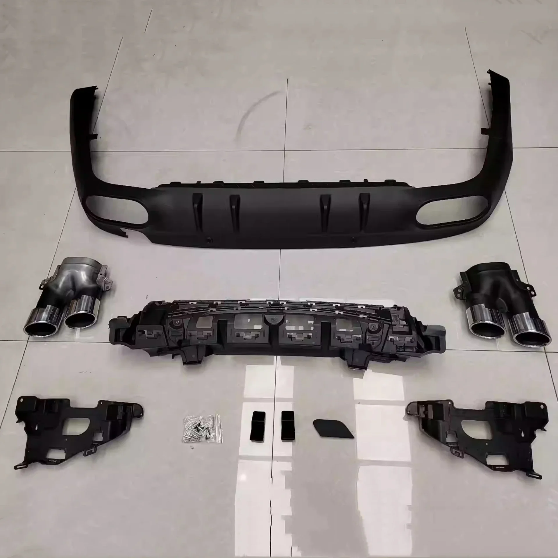 

Body Kit Rear Lip Tail Throat for Mercedes Benz CLS53 19-22 Convert New Style Rear Shovel Car Accessories