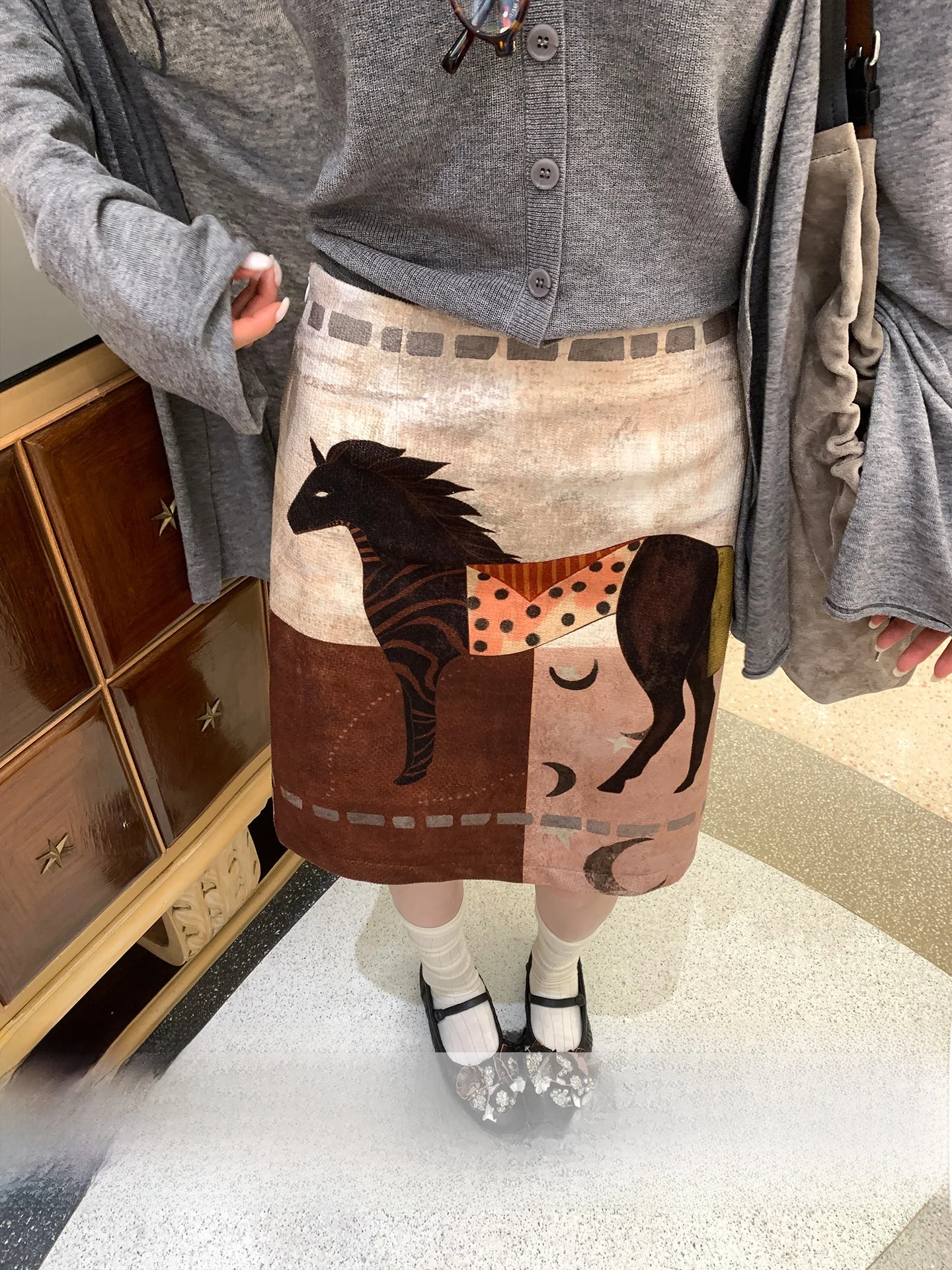 

Юбка А-силуэта с принтом в стиле бохо-хиппи, с высокой талией, из полиэстера, для повседневной носки, женская, дизайн в стиле художественной галереи