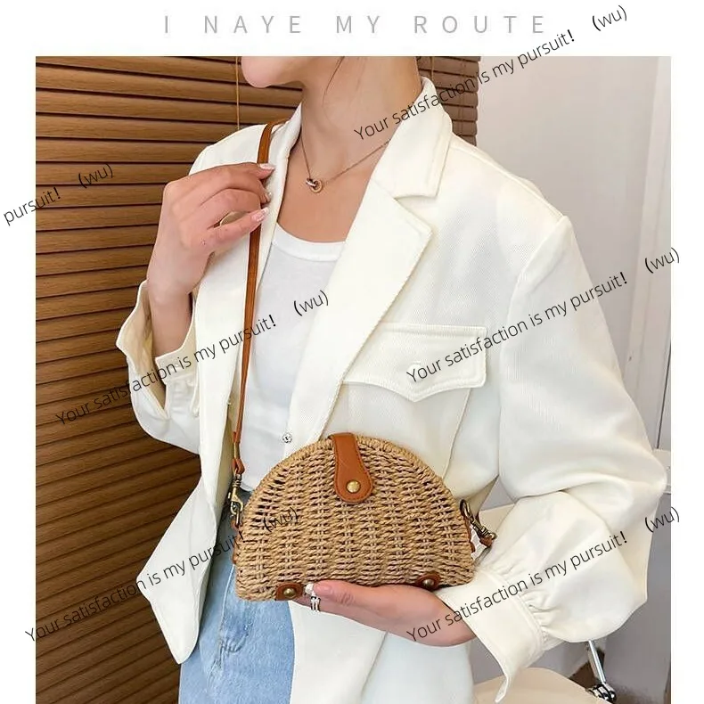 New small fresh crossbody woven bag vacation beach bag forest semi-circular straw Korean version women's