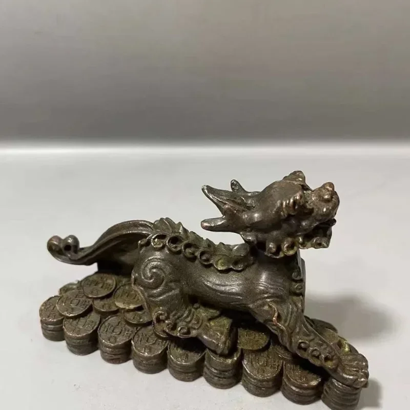 

Antique Copper Lucky Beast Pixiu Stepping on Coins Statue Desktop Ornament Feng Shui Figurine Home Decoration Crafts Accessories