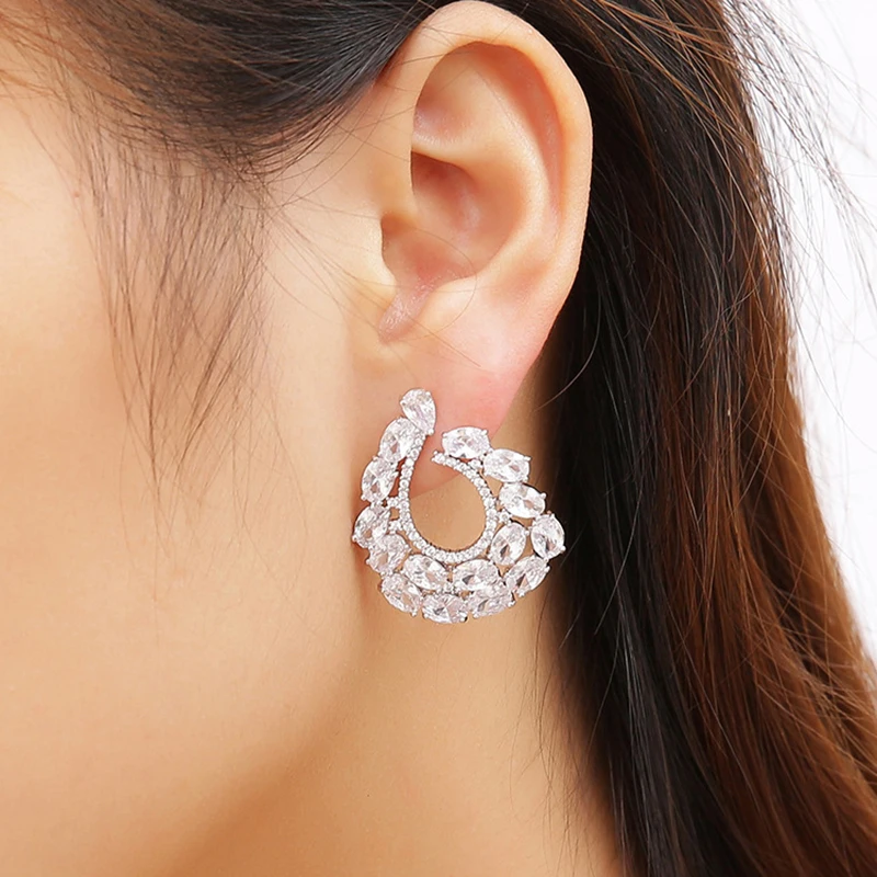 Fashion Noble White Cubic Zirconia Paved Big CZ stud Earrings for Women party wedding earings Brand Jewelry