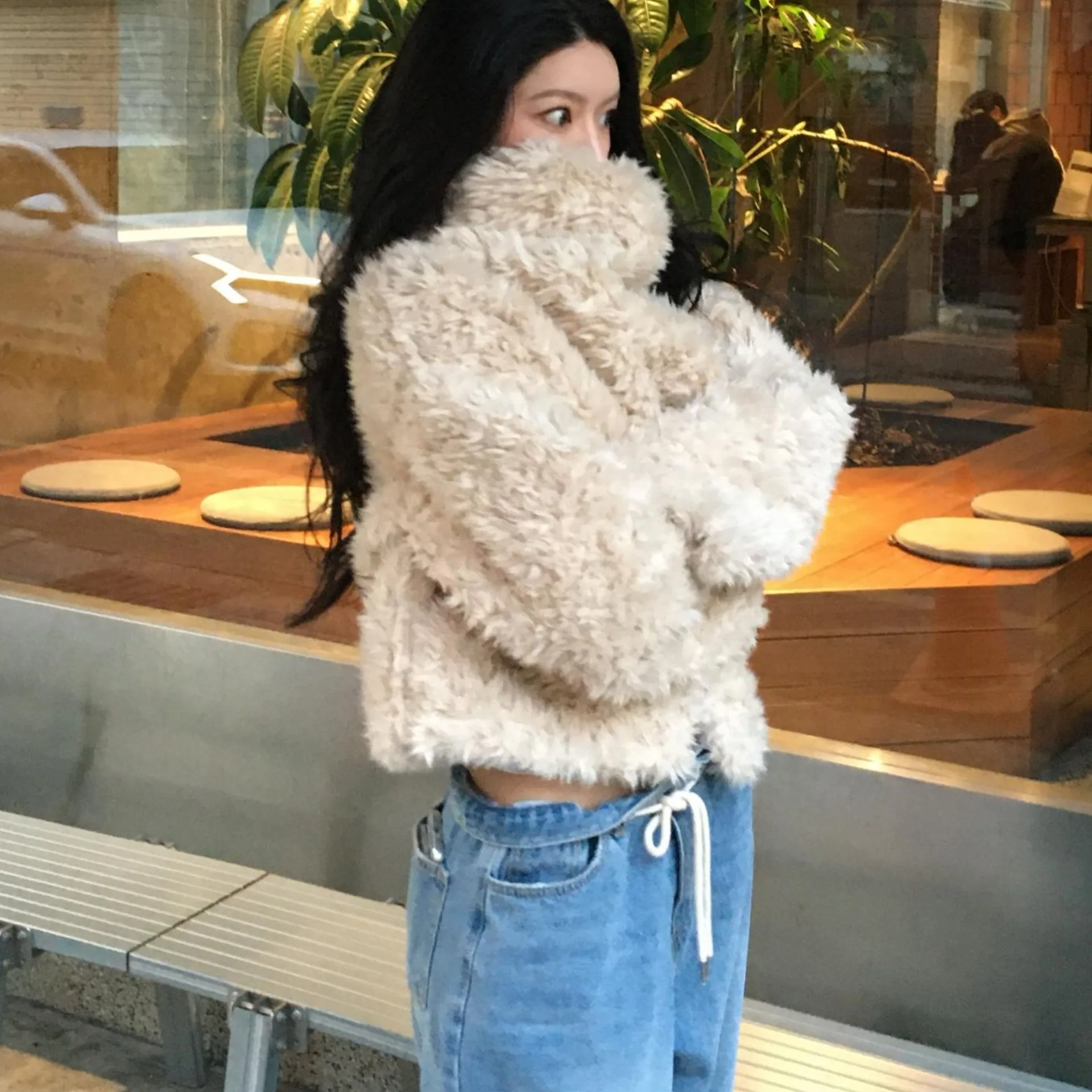 Donna ort Fur Jaet 2025 Autunno Inverno Coreano Sle Bottone laterale Gilet di pelliccia di agnello Puffy Warm Long Sve Pendolarismo Sle