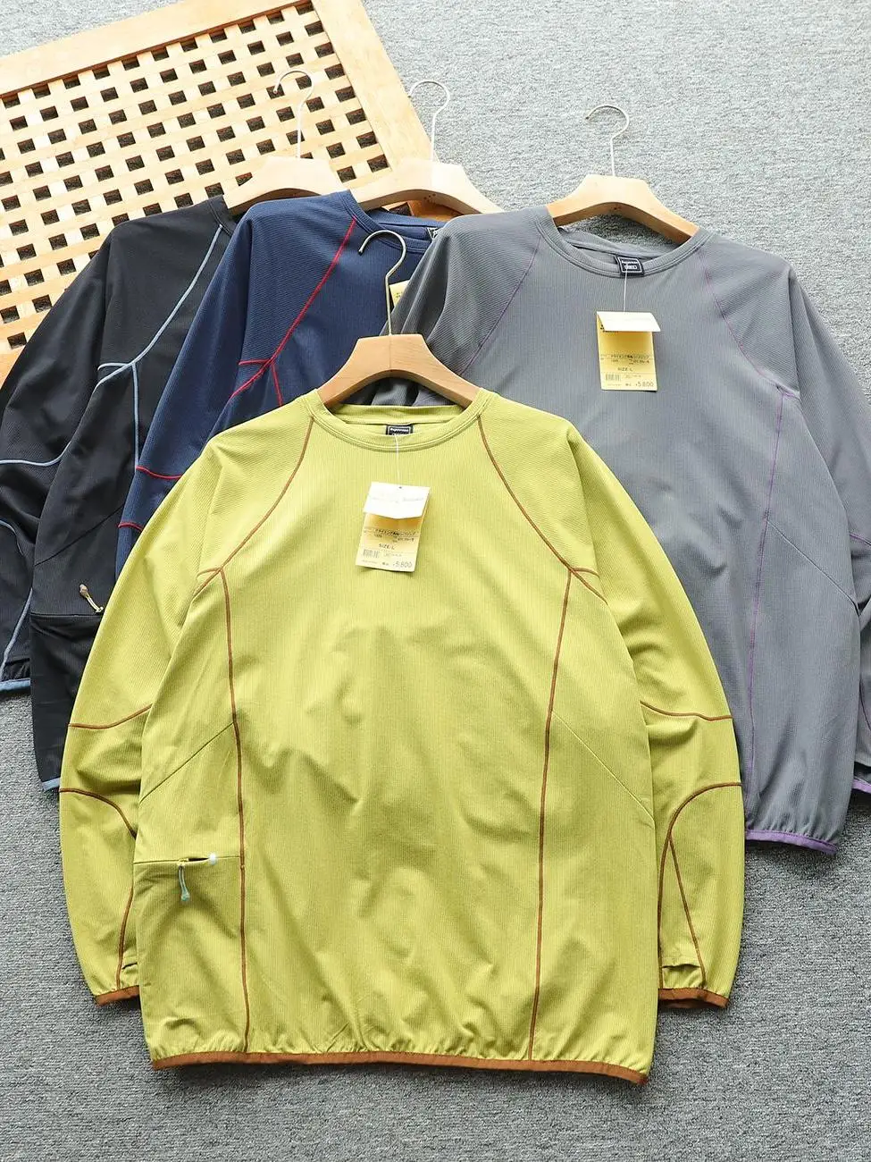 Outdoor Men's Long Sleeve T-Shirt Quick Dry Breathable Moisture Wicking Casual Grid Texture T-Shirt for Spring Autumn Couples