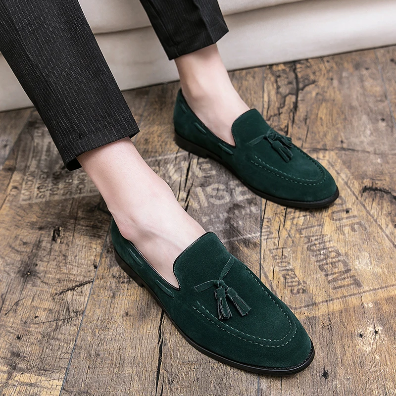 Men  Fashion Loafers Suede Shoes Casual Fashion Outdoor Easy Driving Shoes PU Flat Bottom Formal Shoes Size 38-48 Men Boots