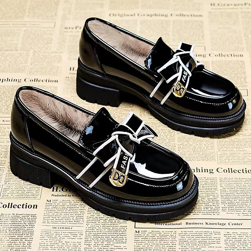 

2025 New Winter Plush Women's Shoes Fashion bowknot letter Casual leather shoes Female Footwear Black Flats Platform Loafers