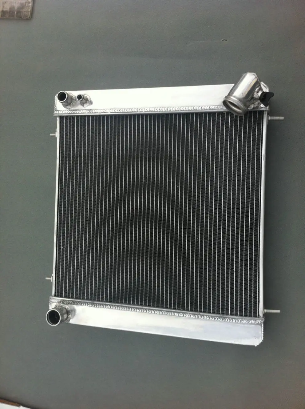 52mm 3 Row Aluminum Radiator For 1965 1966 1967 Jaguar XKE 4.2L E-Type XK I6