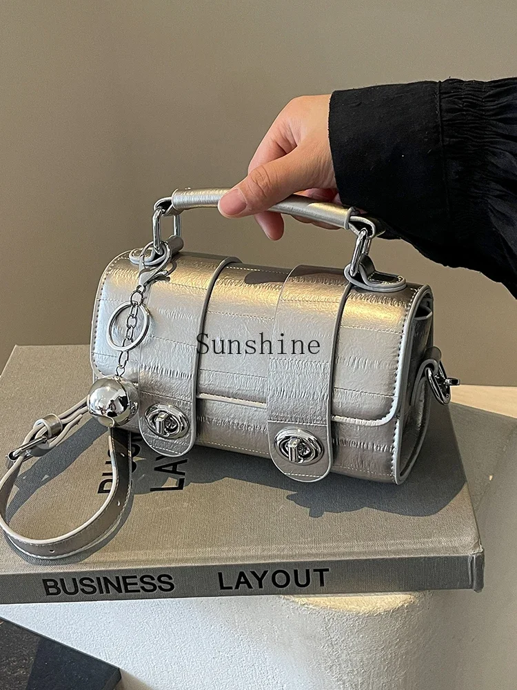 

Small bag women's high-end silver portable women's niche explosion with skirt messenger bag