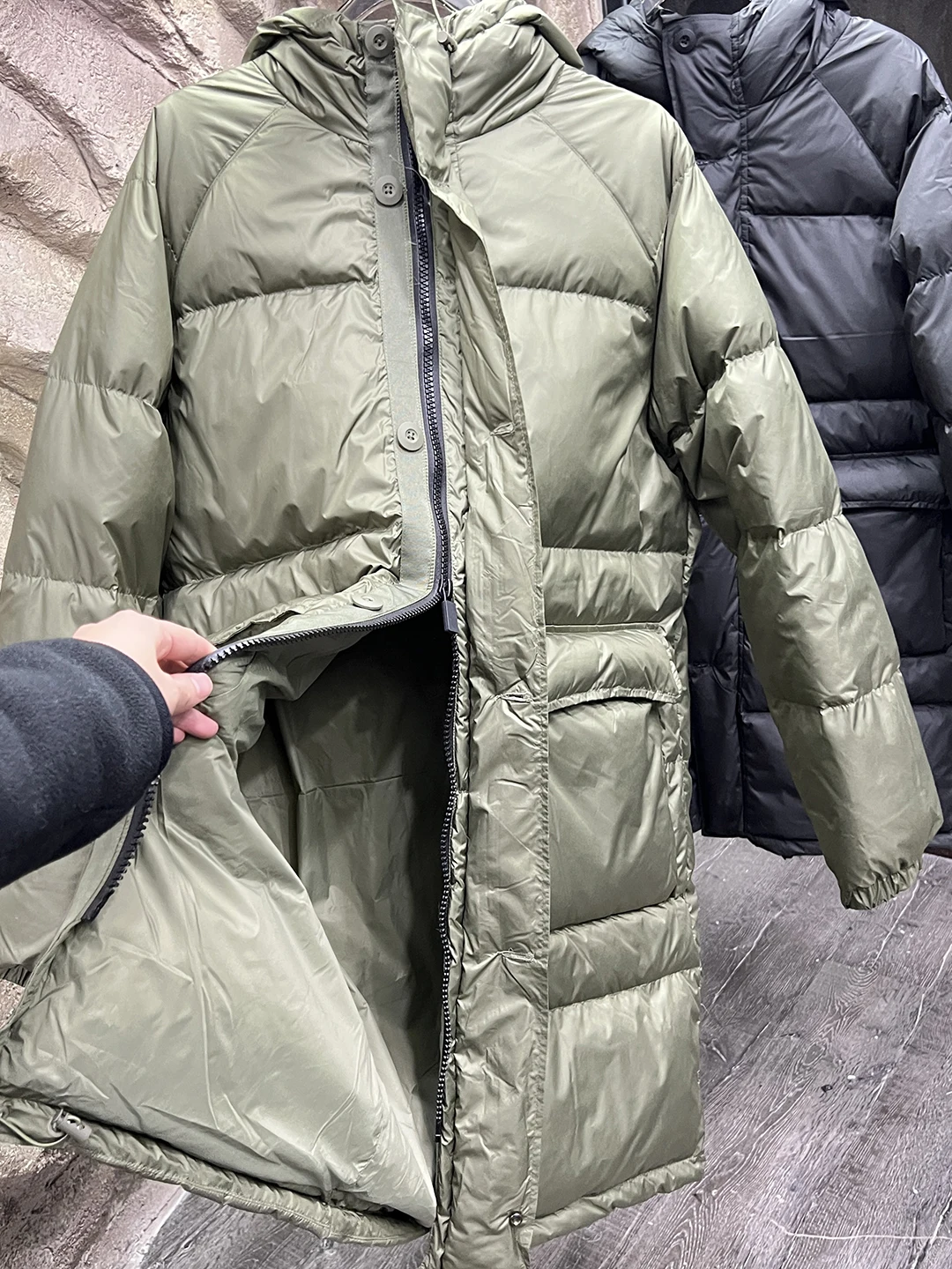 معطف شتوي للرجال من Thiened عالي الجودة 330 جرام 90% أبيض Du down مقاوم للماء معطف شتوي دافئ متوسط الطول بقلنسوة متين للاستخدام الخارجي