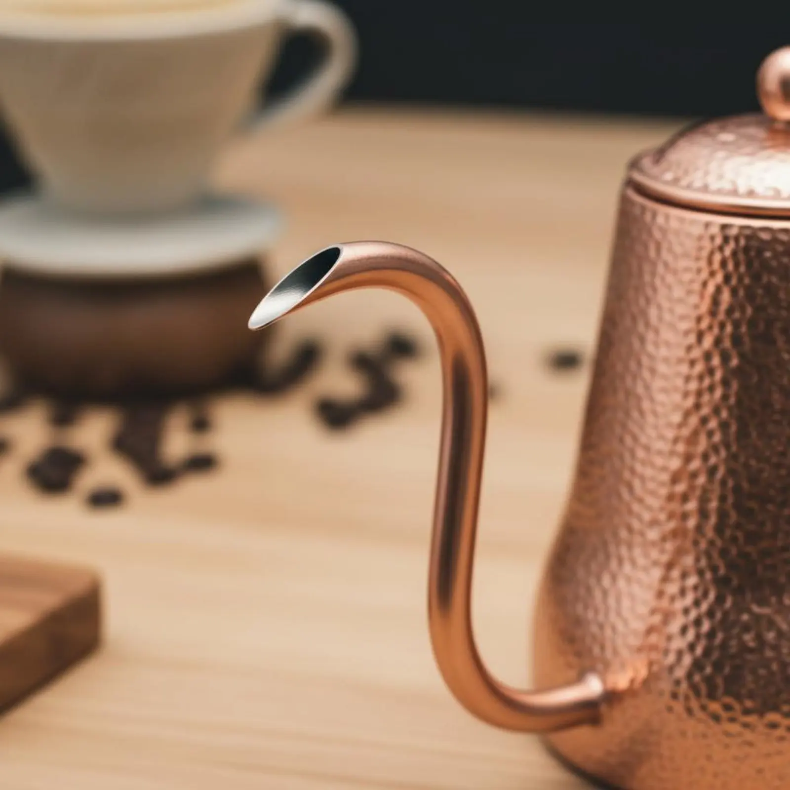Copper Gooseneck Kettle Vintage Design Hand-Hammered Coffee Pot Dispense-over Coffee Kettle All Stovetop Compatible Kitchenware