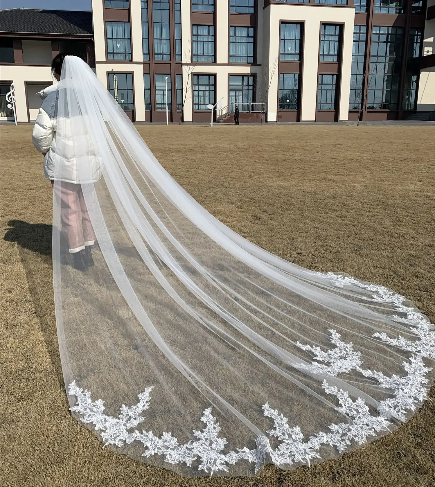 New Real Shot 3 M Wide Wedding Dress Veil Metal Hair Comb White Three-Dimensional Flowers Bridal Veil Veil