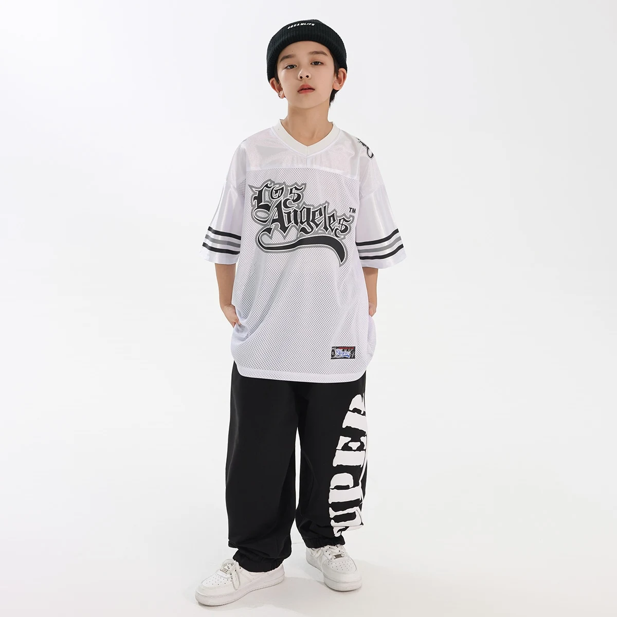 ชุดฮิปฮอปสำหรับเต้นรำ เสื้อแขนสั้นทรงหลวมสไตล์สตรีทแวร์สำหรับเด็กผู้ชายและเด็กผู้หญิง ชุดฝึกซ้อมแจ๊สแดนซ์ ชุดออกกำลังกายแบบสปอร์ต BL16380