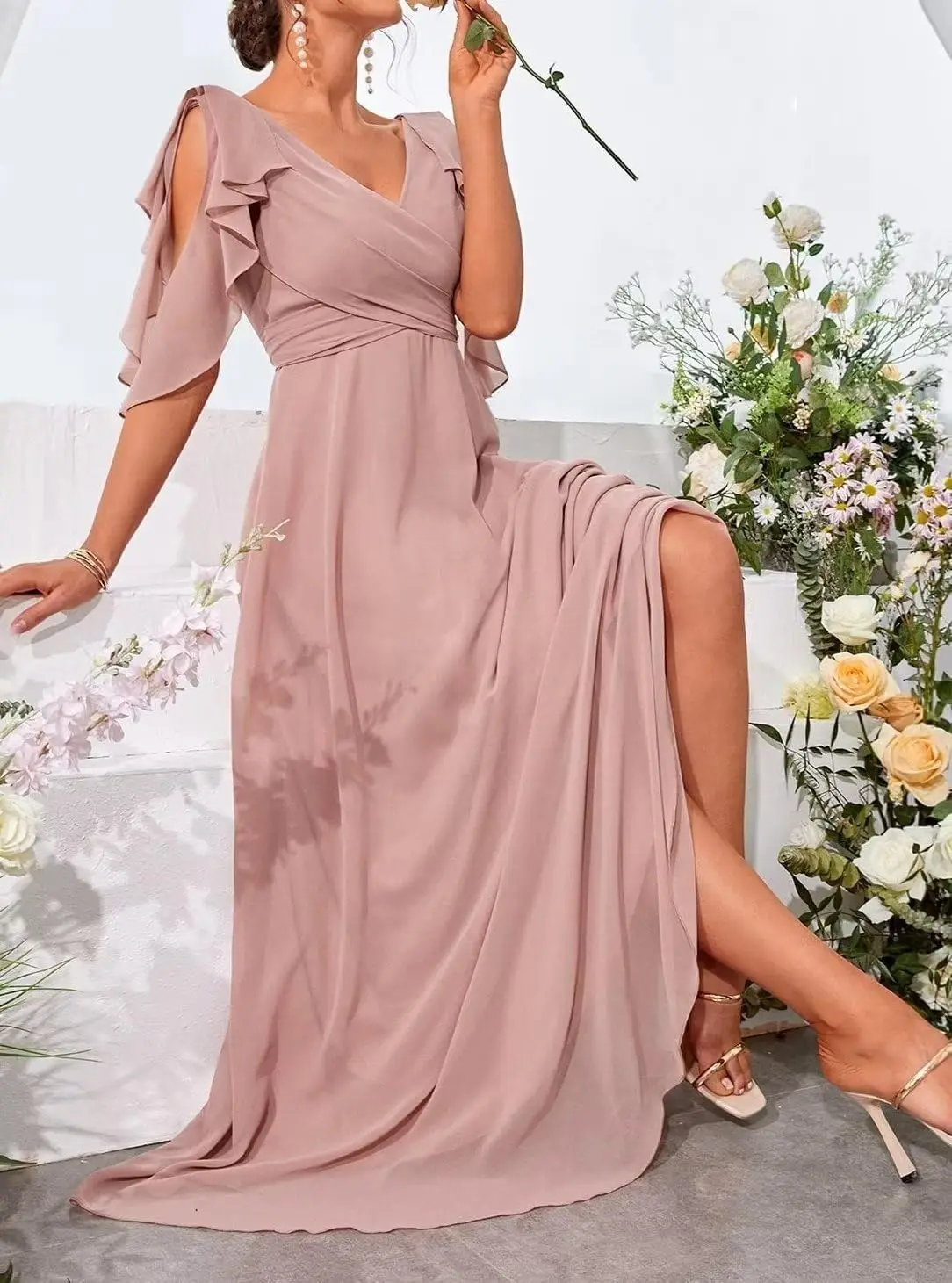 ชุดเพื่อนเจ้าสาวสำหรับผู้หญิง ชุดราตรีคอวีผ้าชีฟองเปิดไหล่ยาว ชุดออกงานกลางคืน ชุดเดรสผู้หญิงหรูหรา