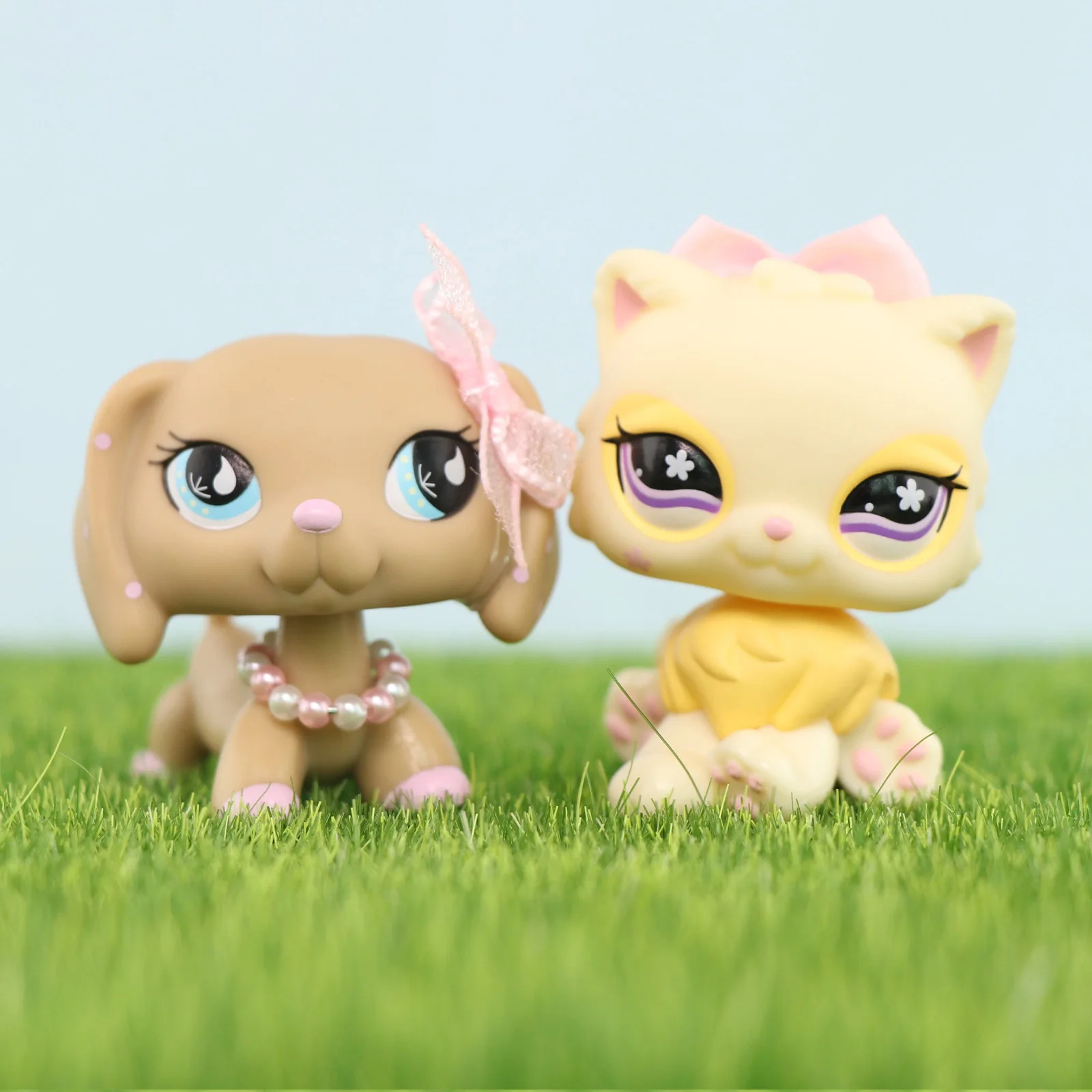 

2 pcs Toys Minilpsshop Big Eyes Bobble Head Toys Dachshund #909 Persian Cat #763 Gifts for Children For lps