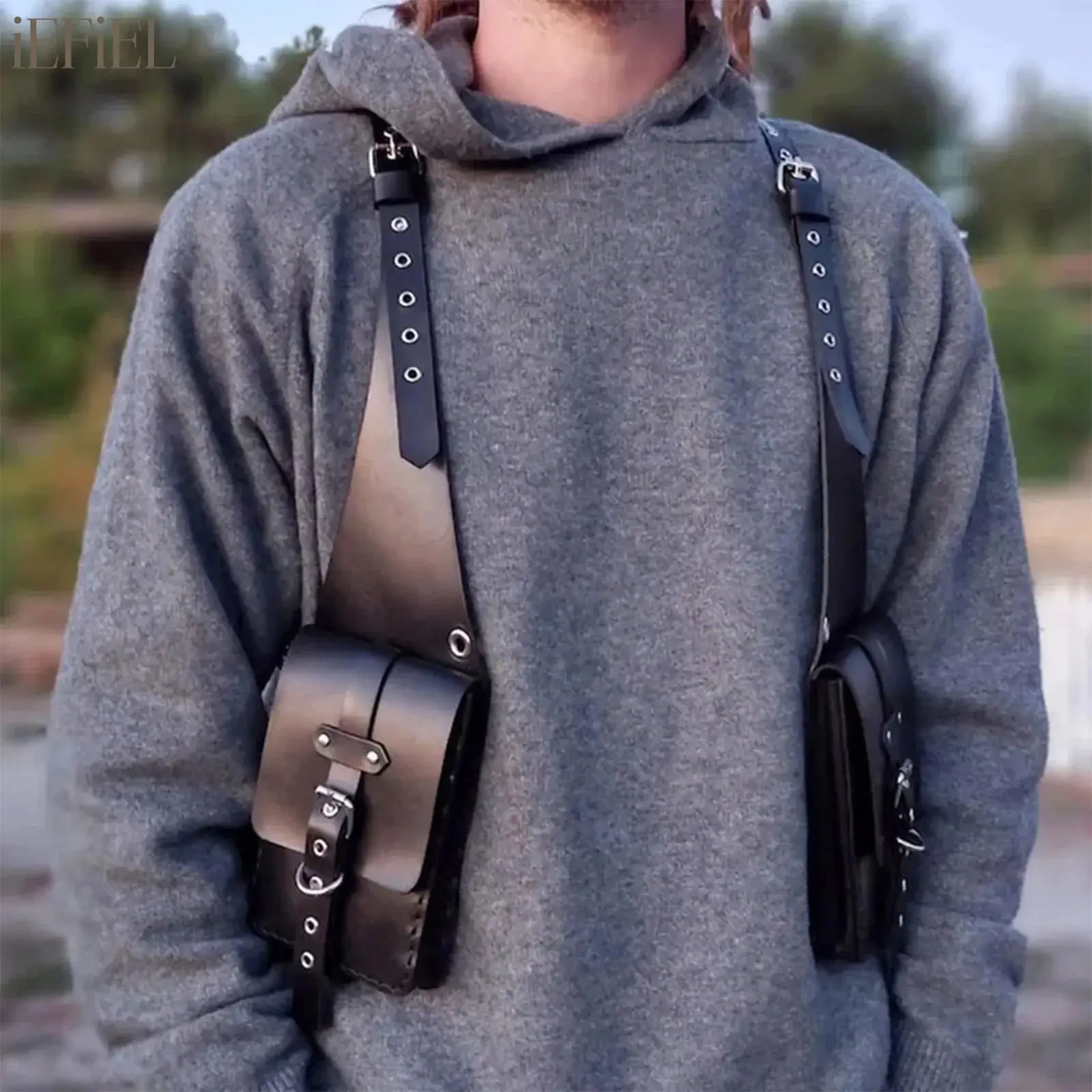 

Medieval Leather Harness Holster Bag Motorcycle Style Phone Pouch for Men Women Halloween Carnivals Party Viking Cosplay Bag