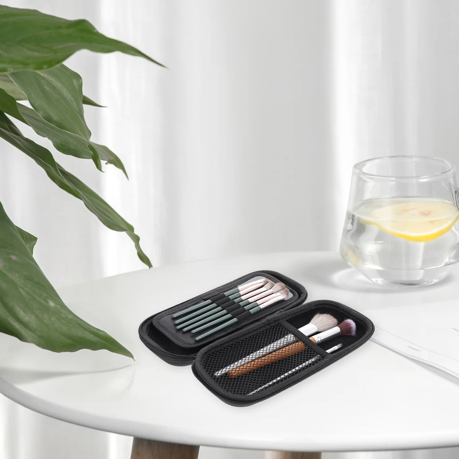 ビューティーブラシバッグ スタイリッシュなメイクブラシホルダー 細かい細工が施された旅行用オフィス整理ケース