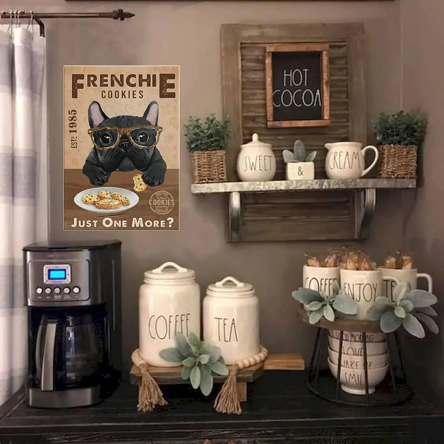 Metal Sign American Akita Dog Beware Retro Metal Tin Sign Vintage Aluminum Sign for Home Coffee Wall Decor 8x12 Inch