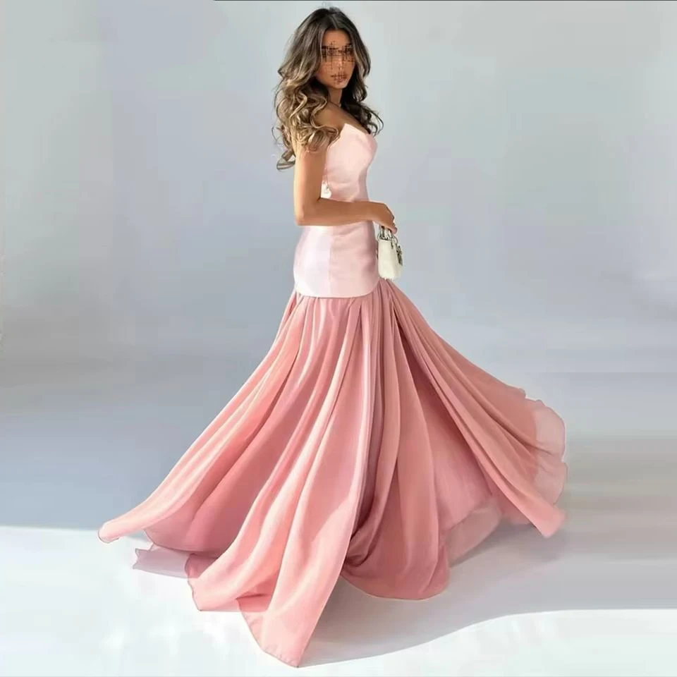 

Sweetheart Sleeveless Pink Prom Dress Beach Evening Dresses with Voluminous Chiffon Hem and Structured Bodice Customized