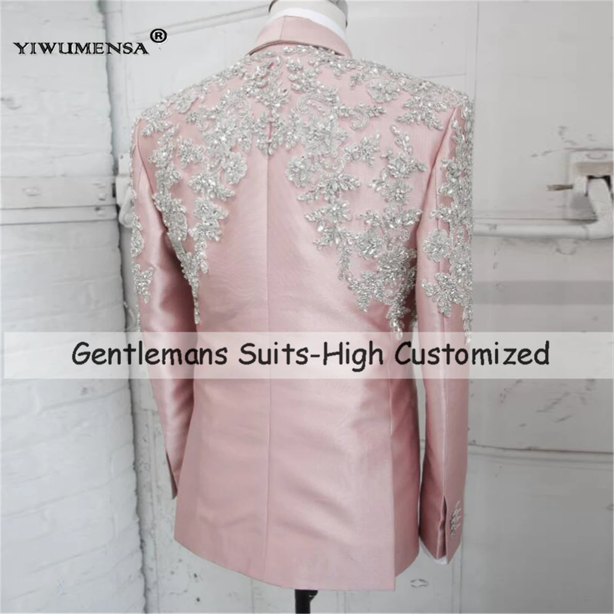 Exclusive Crystal Jewelry Embroidered Tuxedo Suits For Men Shawl Lapel Prom Blazers Customized 2 Pieces Pink Wedding Groom Dress