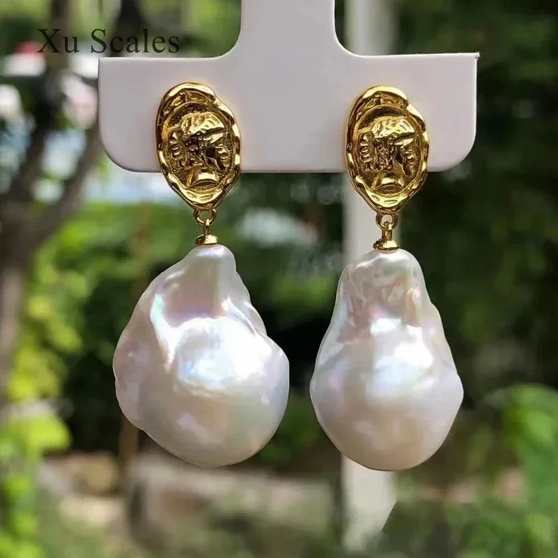 Natural Freshwater Colorful Aurora White 15-25mm Baroque Pearl Earrings Retro Court Gold Coins Queen Head Jewelry Gift for Women