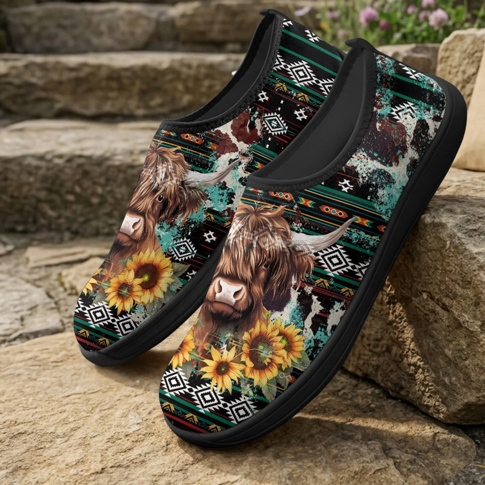 XIXIRIMIDO Slip-on Wide-toed Shoe Nurse Shoes Men's Sneakers Casual Shoes Zapatillas de Mujer Tenis Feminino Aztec Highland Cow