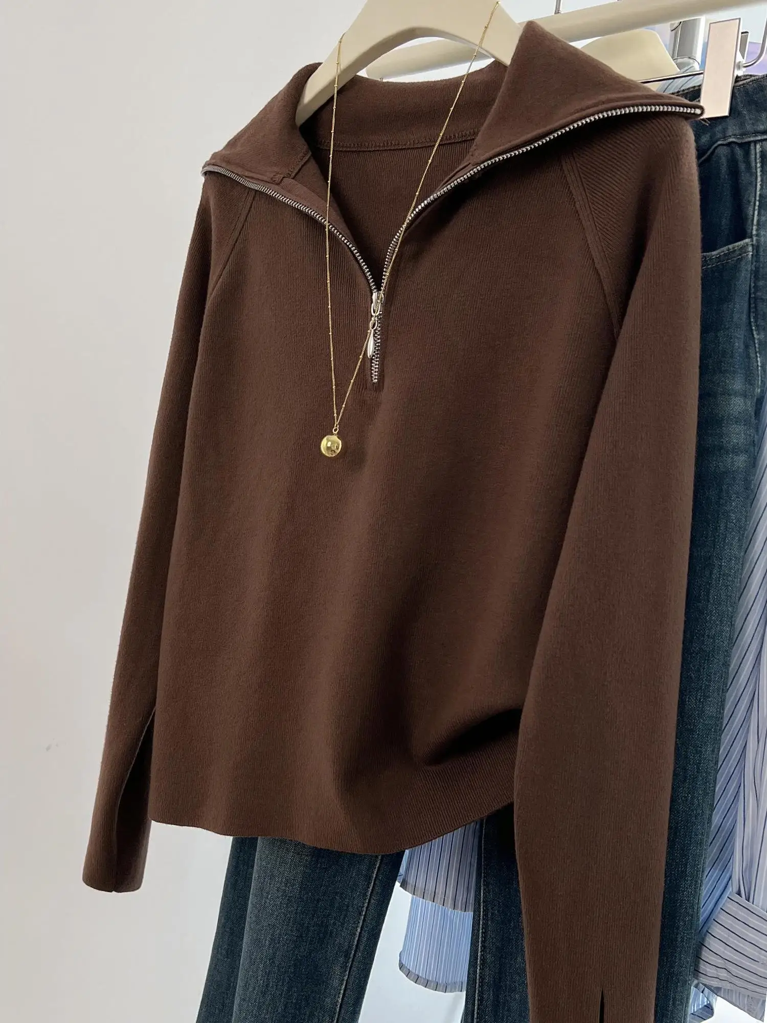 Sweater Rajut Wanita Model Kerah Tinggi dengan Ritsleting, Kerah Lipat, untuk Musim Gugur dan Musim Dingin, Model Muda