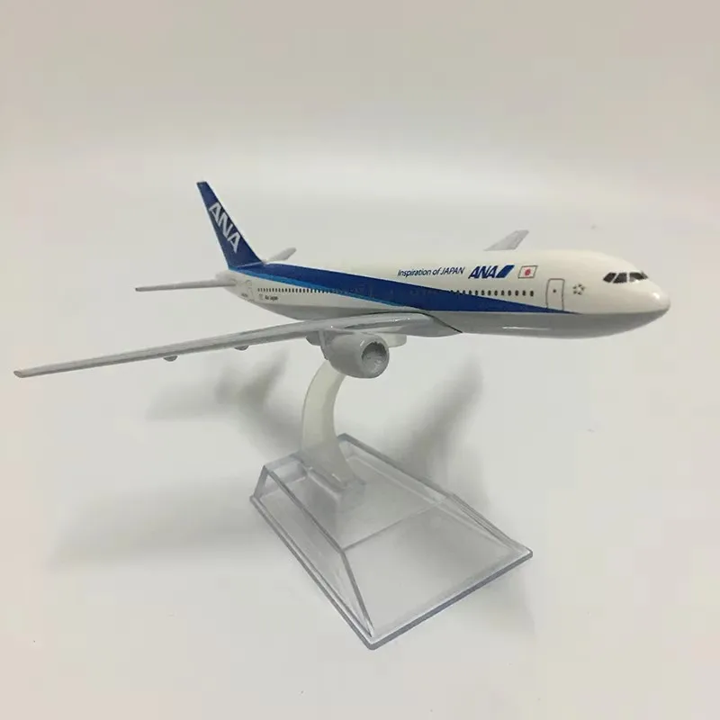 16 سنتيمتر B777 ANA الهواء 1:400 مقياس 777 نموذج طائرة مع قاعدة سبيكة الطائرة لعرض التذكارية تحصيل هدية الديكور