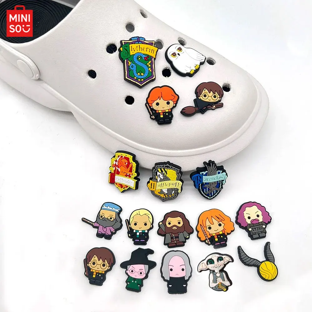 17pcs 애니메이션 해리 포터 신발 매력 장난감 PVC 애니메이션 액세서리 패션 소년 샌들 정원 신발 버클 DIY 버클