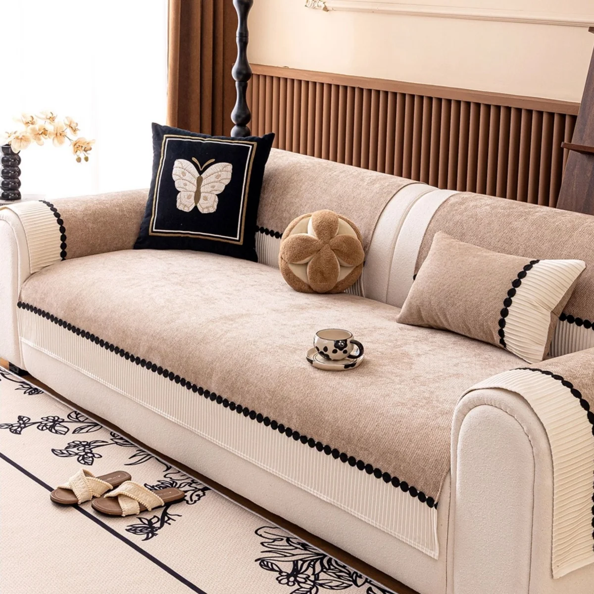 1PC Yarn-Dyed Chenille Sofa Cover Crinkle Velvet Contrast Hem All-Season Living Room Non-Slip Seat Protector home decoration