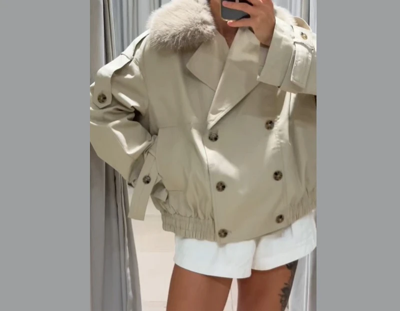 

2025 Autumn New Women's Clothing Detachable Fur Collar Double Row Buckle Short Windbreaker Jacket Loose Fit