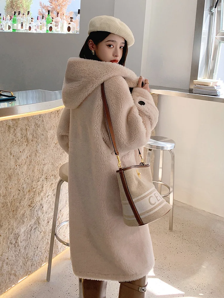 Winter Women Sheep Fur Overcoat Vintage Horn Button Loose Fit Long Real Wool Jacket Female Casual Hooded Oversize Wool Coats