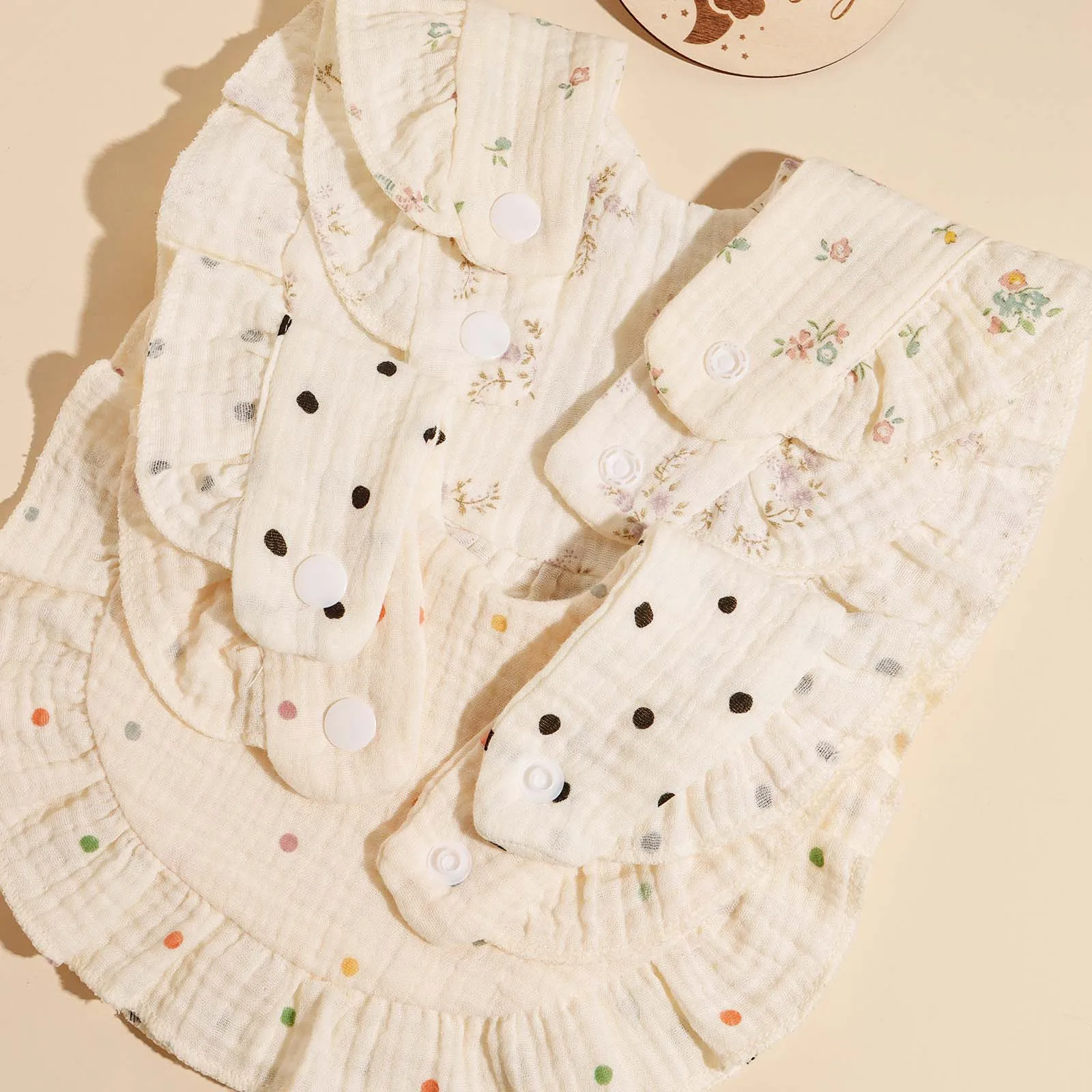 3pcs Baby Cute Ruffle Edge Saliva Towel Kids Feeding Anti Dirty Bibs Infant Burp Cloth Newborn Fashion Gift Set Accessories