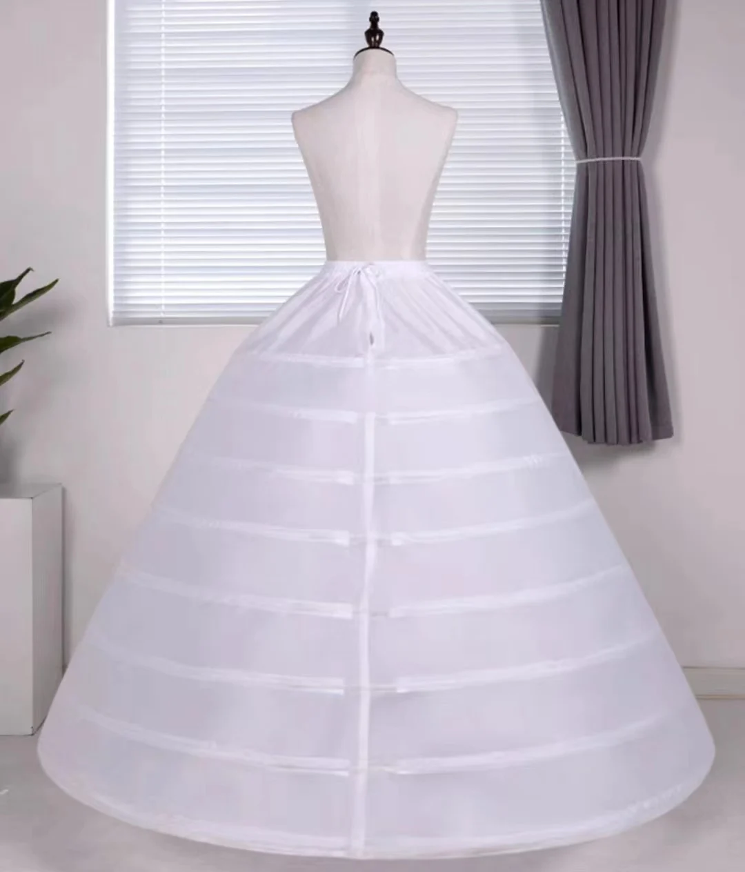 Petticoat para mulheres, 8 aros, Wedding Bustle para a noiva, vestidos de baile Acessórios, Lolita, branco, frete grátis