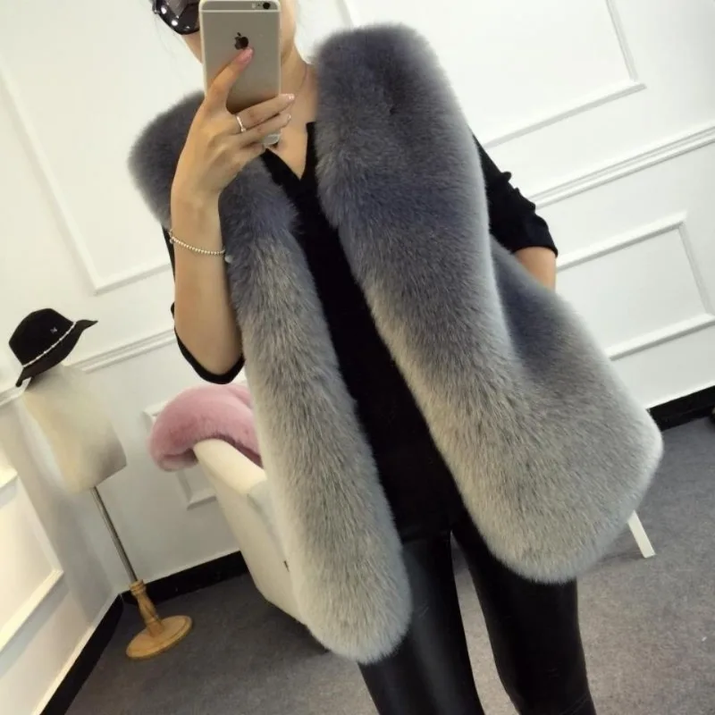 

2024 New Luxury Faux Fox Fur Vest Women Furry Short Faux Fur Vests Coat Fur Gilet Fourrure Autumn and Winter Overcoat N135