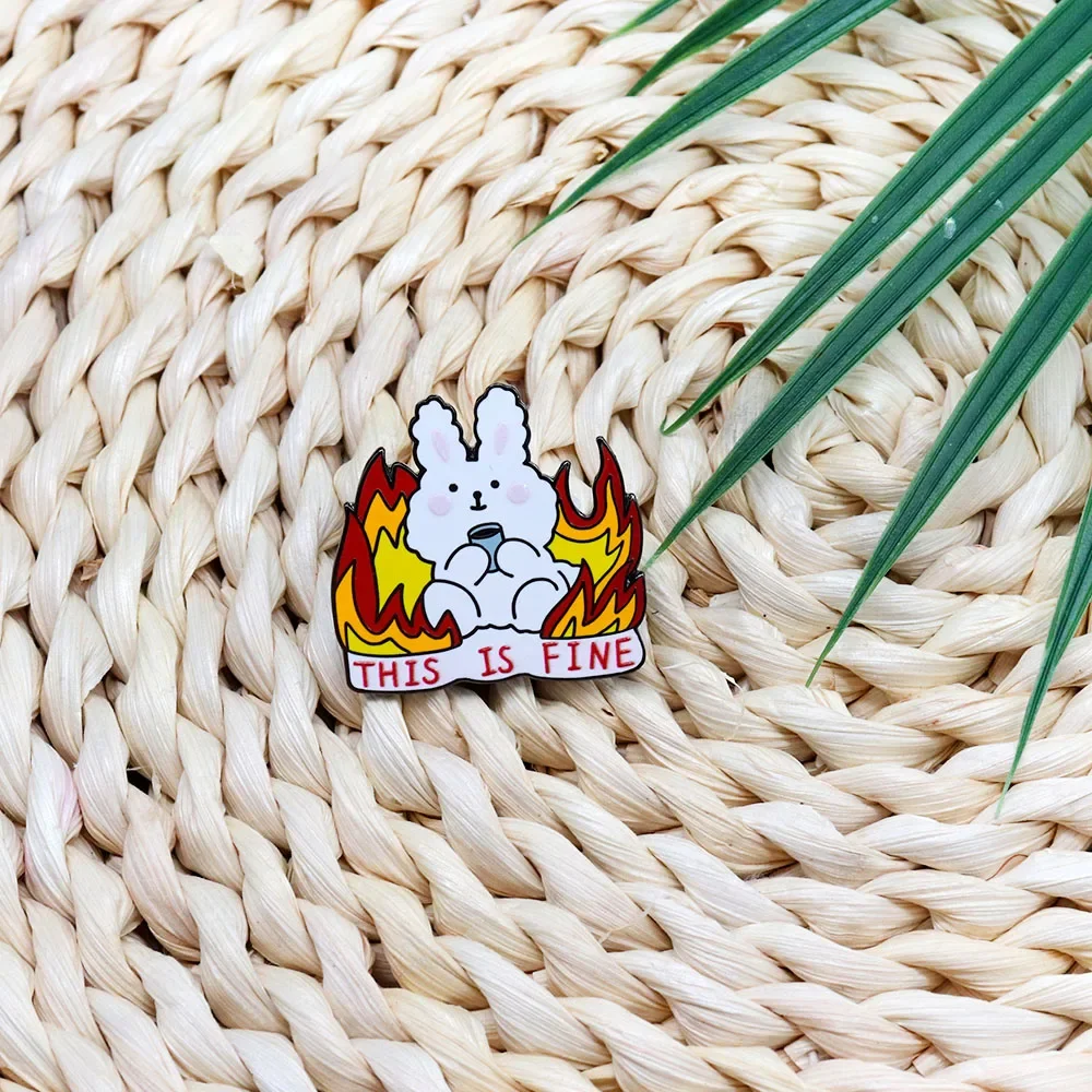 هذا هو شارة جيدة حرق الأرنب شرب المينا دبوس لطيف الحيوان لهب ملهمة بروش الجدة متعة على ظهره الزخرفية #6