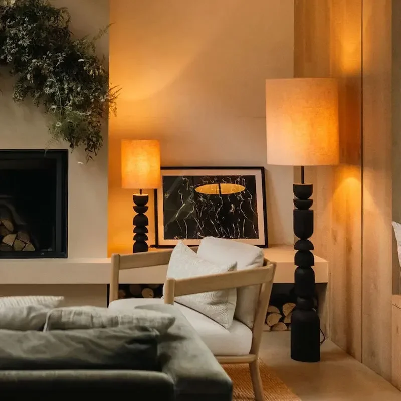 

Solid wood floor lamp, designer model room, living room, sofa side to high-end atmosphere, standing floor lamp