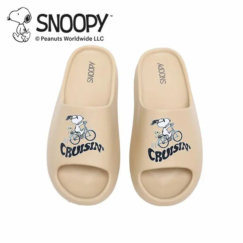 Snoopy Slippers Summer 2024 New Thick Sole Anti Slip Outgoing Home Bathroom Shower Slippers Couple Slippers