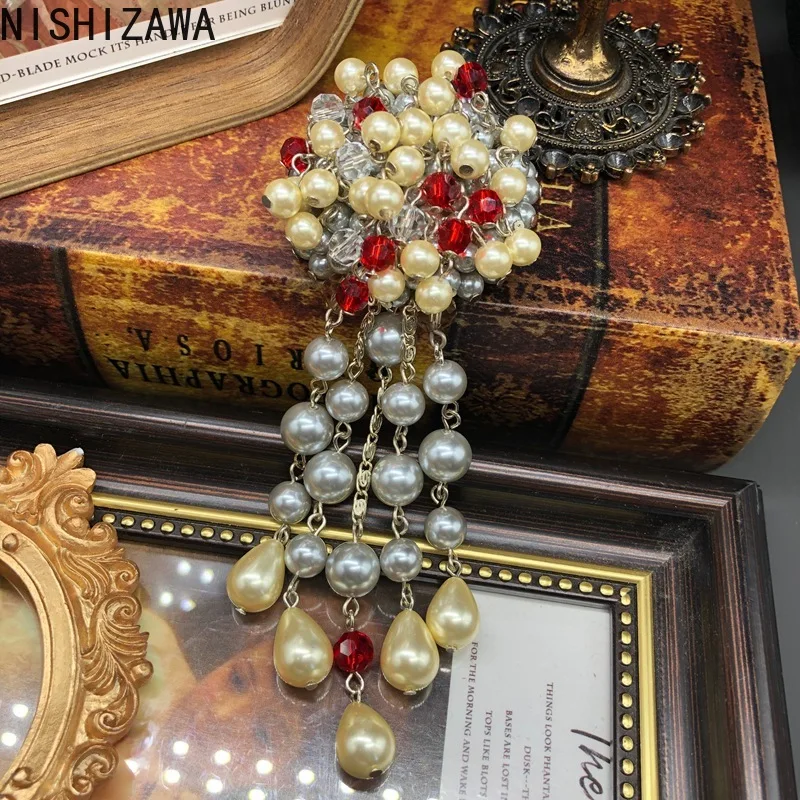 

NISHIZAWA Long Tassels Pearls Brooches for Women Palace Style Vintage Jewelry Elegant Hyperbole Fashion Clothing Pins