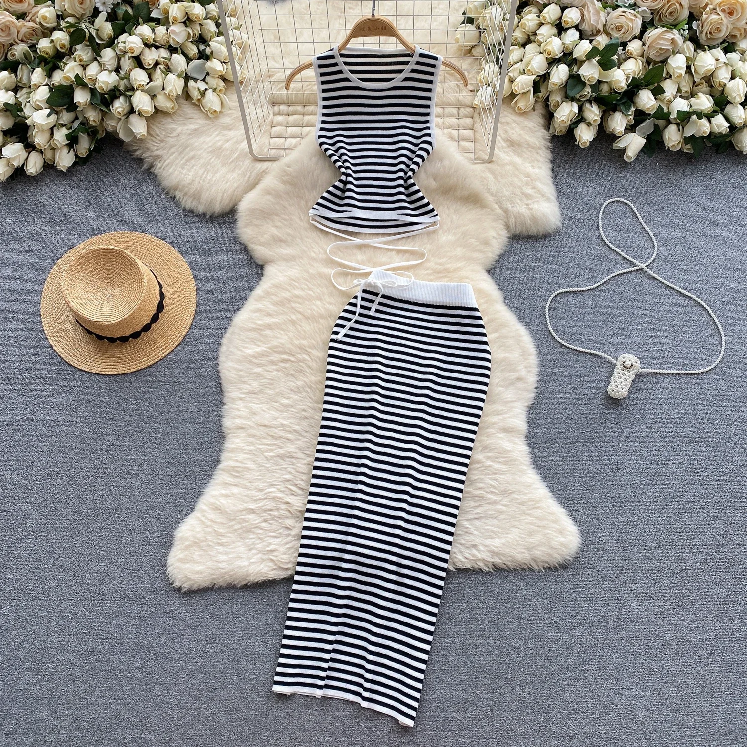 Elastic Beach Style Holiday Suits O Neck Sleeveless Sexy Top+High Waist Bodycon Skirt Women OL Stripe Knitted Two Pieces Sets