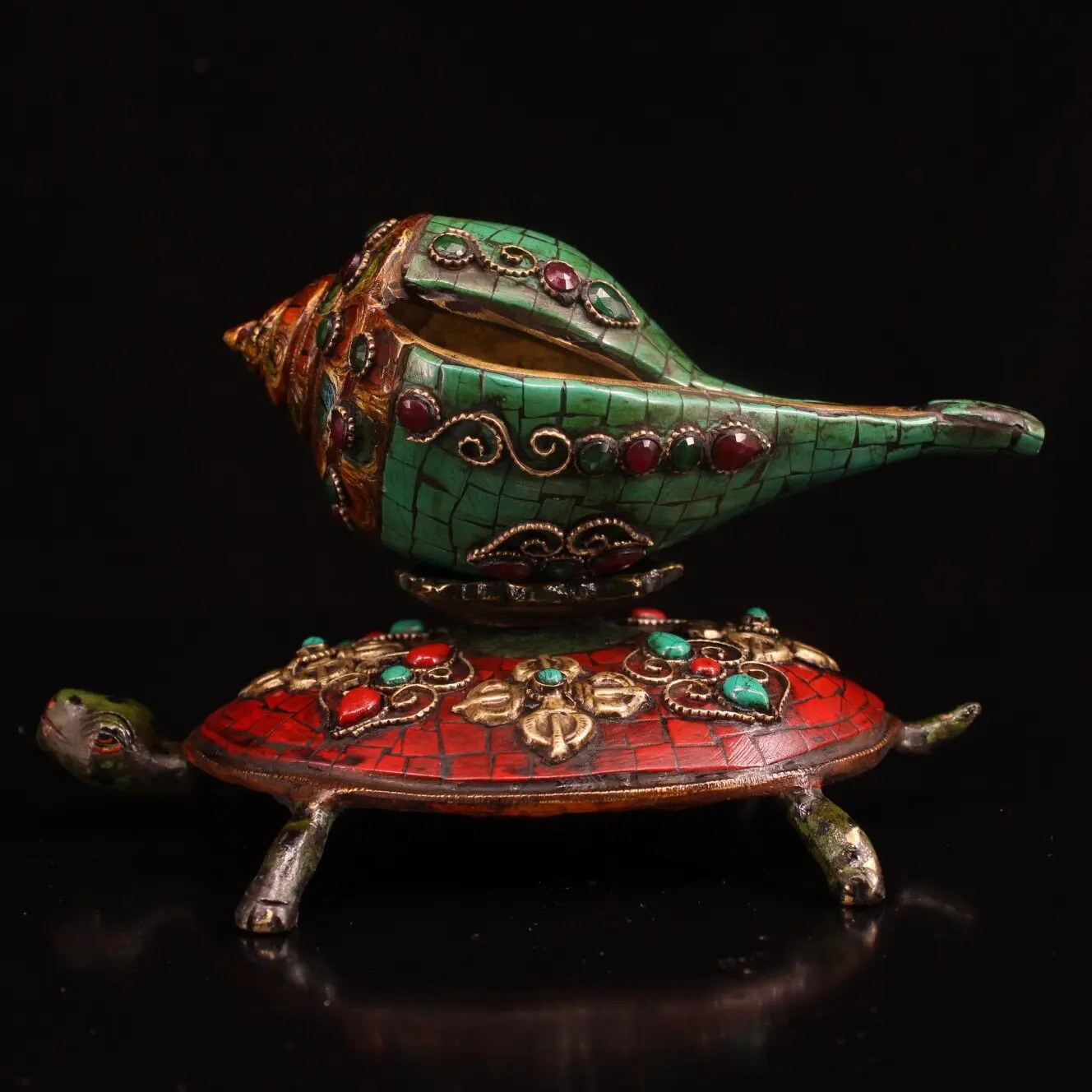 Nepal Pure Copper Handmade Dharma Conch Shell Gem Inlaid Painted Home Protection Ritual Decor